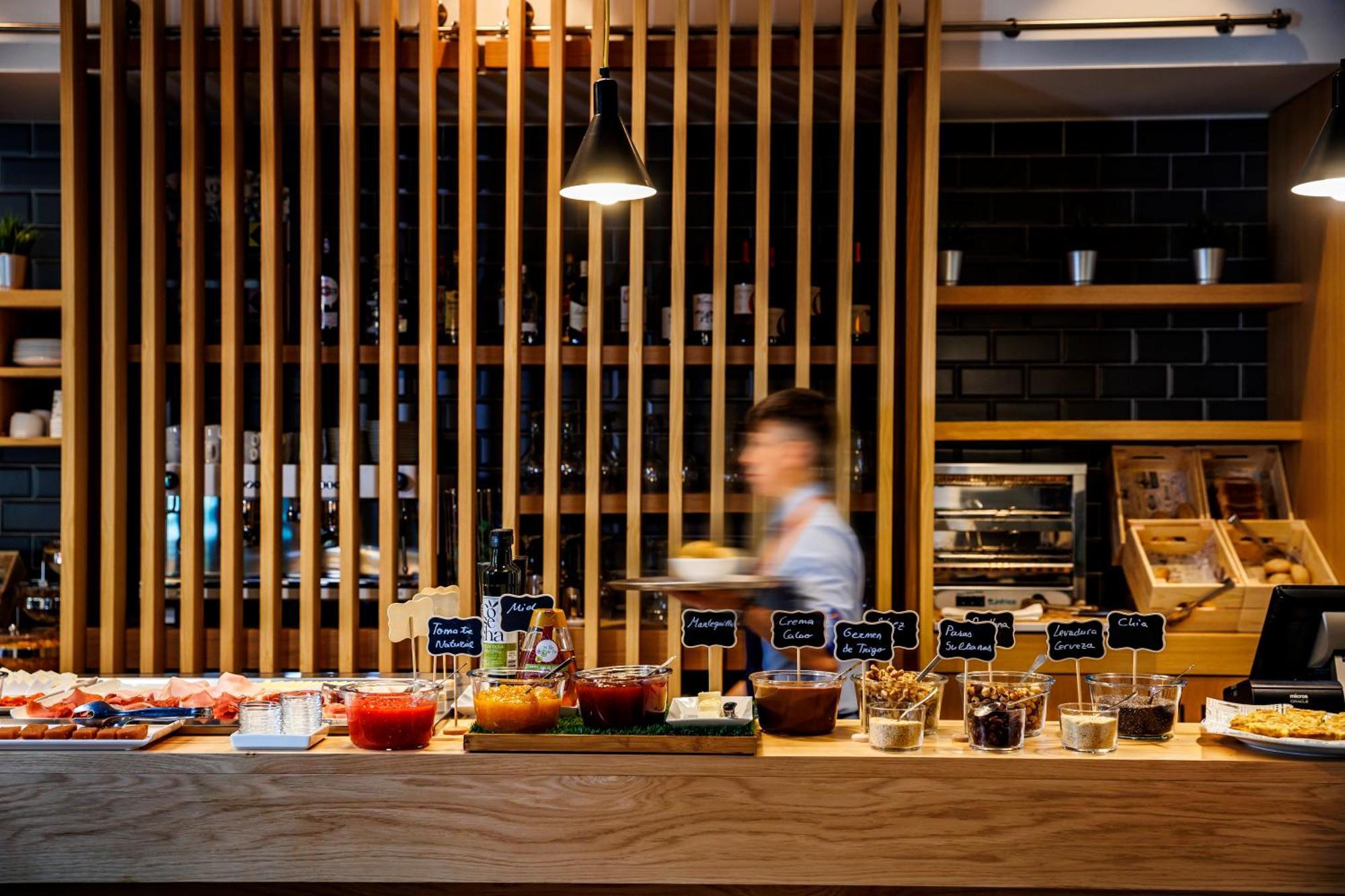 Holiday Inn Express Logrono Rioja By Ihg Zewnętrze zdjęcie