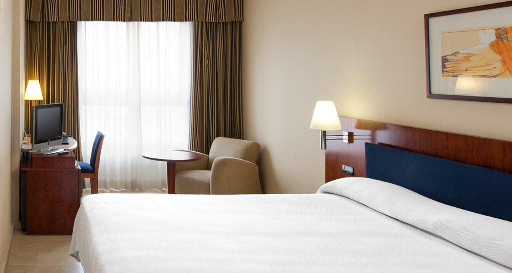 Holiday Inn Express Logrono Rioja By Ihg Zewnętrze zdjęcie