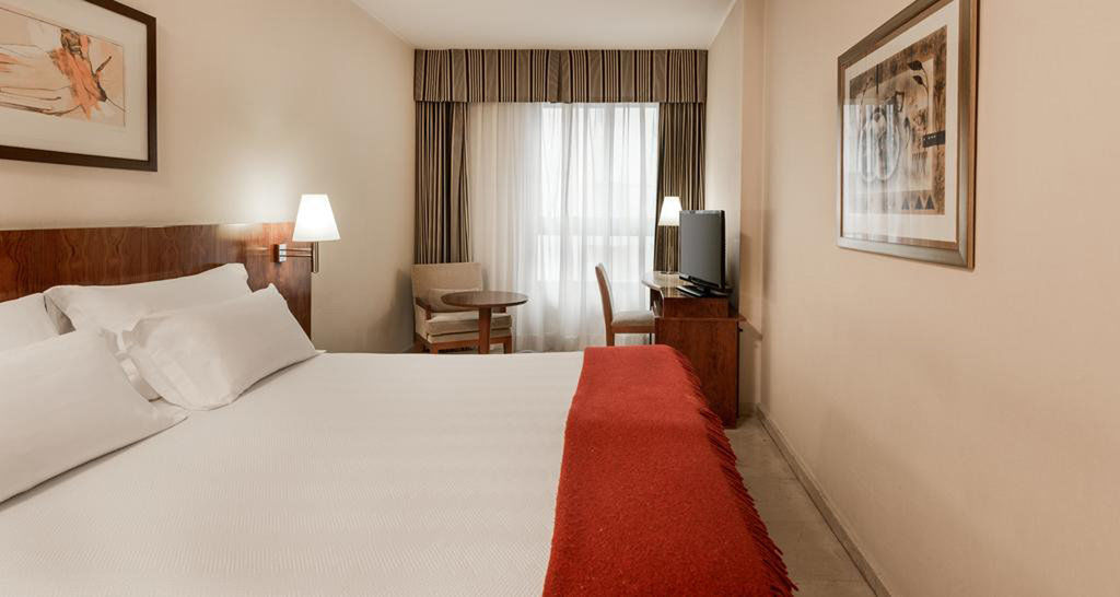 Holiday Inn Express Logrono Rioja By Ihg Zewnętrze zdjęcie