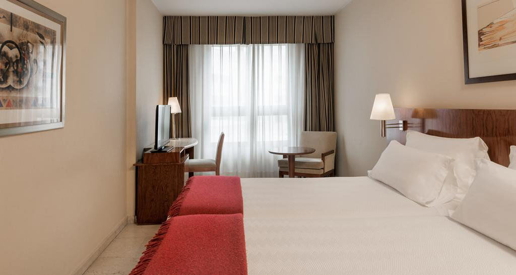 Holiday Inn Express Logrono Rioja By Ihg Zewnętrze zdjęcie